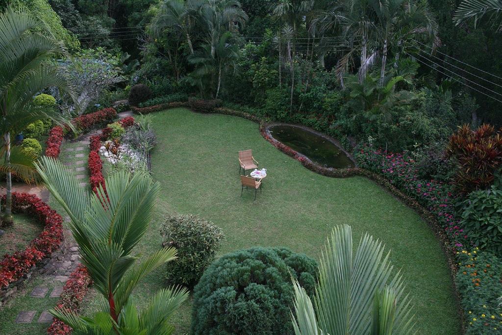 Mowbrey House Hotel Kandy Ruang foto